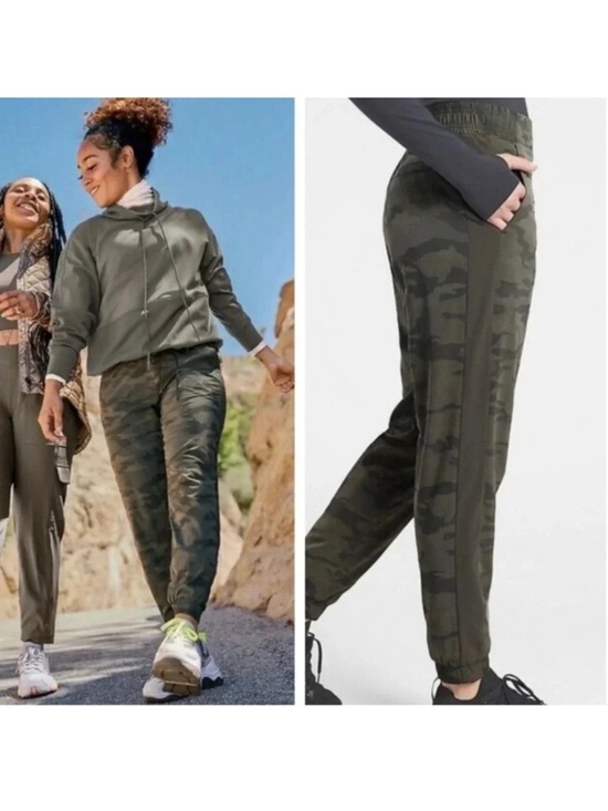 Athleta Pants - ATHLETA BROOKLYN CAMO LINED JOGGER